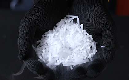 用二氧化碳儲罐制造干冰的方法